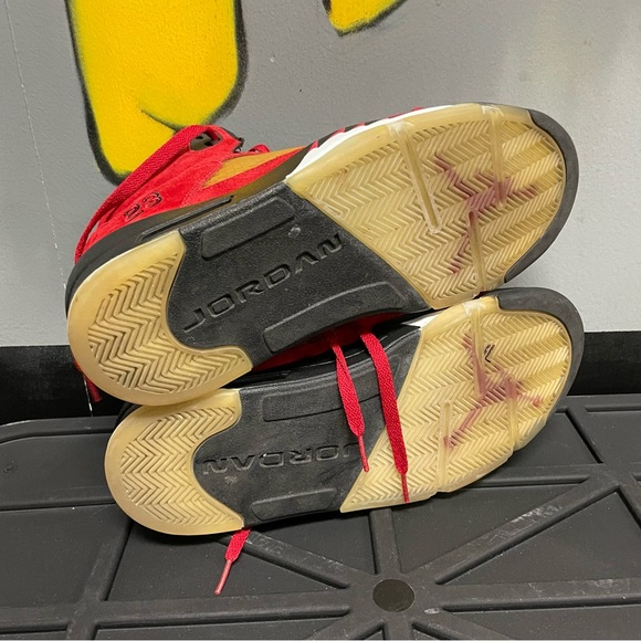 AIR JORDAN 5 RETRO " RAGING BULL" 2009 MEN’S SNEAKER SIZE 11 - Picture 7 of 9